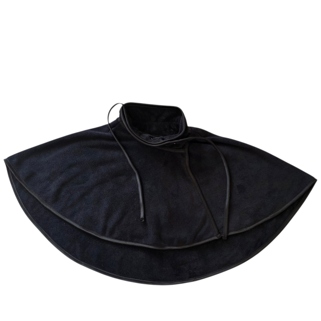 Microfiber Shoulder Towel for Hair Stylists – Bleach Proof Salon Cape Towel